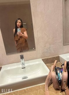 ZANDY in azaiba - Transsexual escort in Muscat Photo 4 of 7