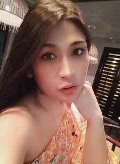 ZANDY in azaiba - Transsexual escort in Muscat Photo 5 of 7