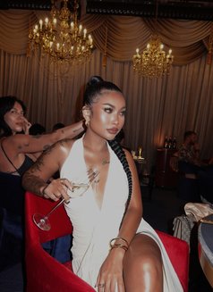Zandy - escort in Phuket Photo 7 of 9