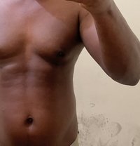 New Young boy dxb independent - Acompañantes masculino in Dubai