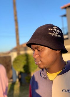Zanothando - Male escort in Johannesburg Photo 2 of 2