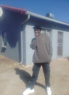 Zanothando - Male escort in Johannesburg Photo 6 of 11