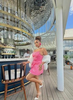Zany - escort in Dubai Photo 2 of 3