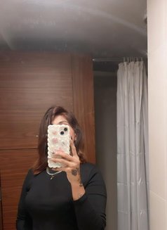 Zanya cam show real meet - escort in Hyderabad Photo 13 of 14