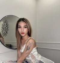 Zanza Top & Bottom - Transsexual escort in Riyadh Photo 6 of 7