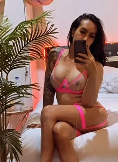 Zara Big Dick - Transsexual escort in Bali Photo 4 of 13
