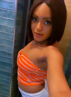 Zara - escort in Doha Photo 4 of 4