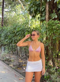 Zara - escort in Durban Photo 1 of 2