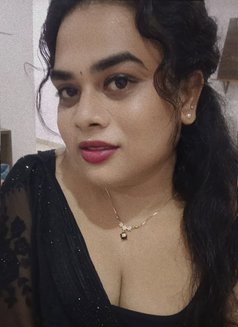 Zara - Acompañantes transexual in Hyderabad Photo 1 of 4