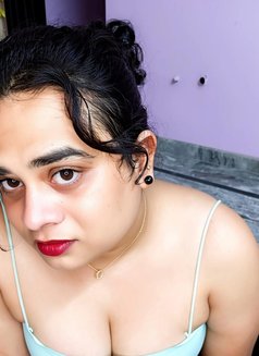 Zara - Acompañantes transexual in Hyderabad Photo 2 of 4
