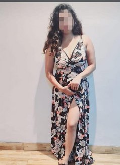 Zara Available for Real Meets - puta in Kolkata Photo 4 of 4