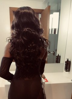 Zara sexy SQUIRTER & SLOPPY DEEPHROATER - puta in Abu Dhabi Photo 11 of 18