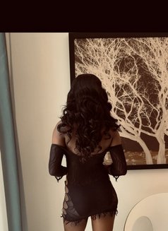 Zara sexy SQUIRTER & SLOPPY DEEPHROATER - puta in Abu Dhabi Photo 18 of 18