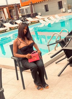 Zara - escort in Lomé Photo 2 of 6