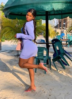 Zara - escort in Lomé Photo 4 of 6