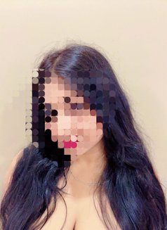 Henna Here From Earnakulam - escort in Bangalore Photo 1 of 3