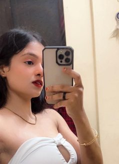 Ruhi - escort in Mumbai Photo 8 of 10