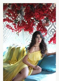 Zara Indian - escort in Al Manama Photo 5 of 8