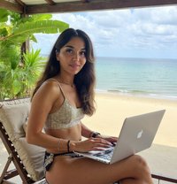 Zara - escort in Singapore