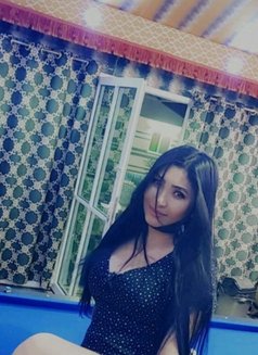 Zara - escort in Muscat Photo 3 of 6