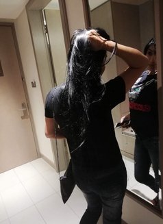 Zara - escort in Muscat Photo 5 of 6