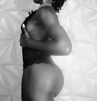 Zara The Night Nurse🏾‍⚕️ - adult performer in Nairobi