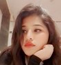 ZARA KHAN - puta in New Delhi Photo 2 of 3