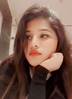 ZARA KHAN - escort in New Delhi Photo 2 of 3