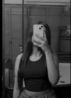 ZARA KHAN - escort in New Delhi Photo 2 of 2