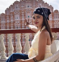 Zara Khan - puta in Udaipur