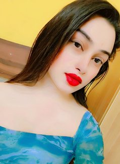 Zara Malik 🥵 VIP SHEMALE - Acompañantes transexual in Bangalore Photo 11 of 13