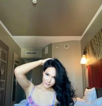 Zara Morck - escort in Mumbai