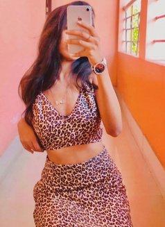 Zara New - companion in Colombo Photo 1 of 3