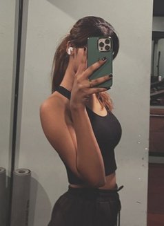 Zara New - companion in Colombo Photo 3 of 3