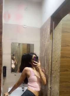 Zara Now in Bangalore - puta in Bangalore Photo 2 of 8