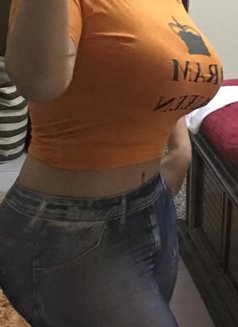 نونه الحنونه مزيونه - escort in Muscat Photo 7 of 13