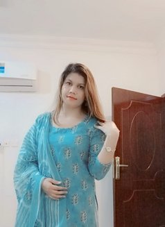 Zara Pakistani - escort in Muscat Photo 14 of 16