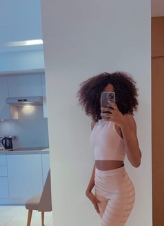 Zara sexy SQUIRTER & SLOPPY DEEPHROATER - escort in Abu Dhabi Photo 6 of 8