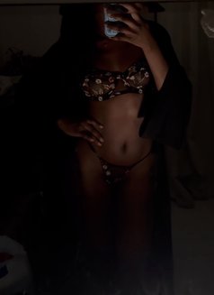 Hot body Zara (squirter and more) - escort in Abu Dhabi Photo 3 of 10
