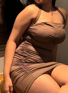 Zara - escort in Colombo Photo 1 of 7