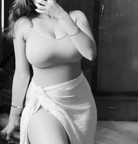 Zara - escort in Colombo