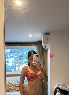 Zara - puta in Phuket Photo 12 of 12