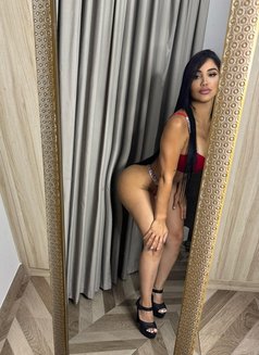 Zara - escort in Dubai Photo 4 of 5