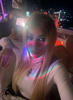 Zara Wild - escort in Dubai Photo 13 of 18