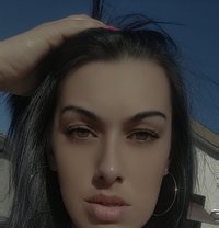 Zarabella - masseuse in London
