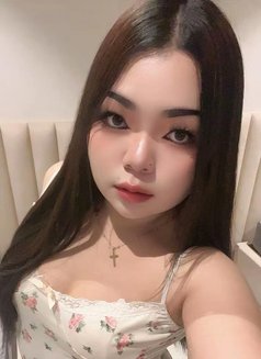 Zarah - escort in Khobar Photo 2 of 5