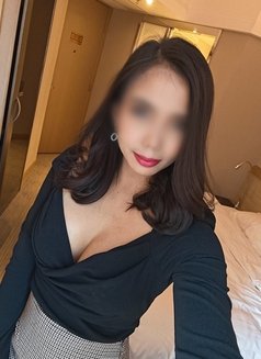 Zarah is here, your dream girl! - escort in Hong Kong Photo 6 of 10