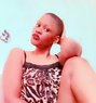 Zarah - escort in Jeddah Photo 1 of 3