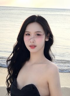 Zarah - Transsexual escort in Pattaya Photo 1 of 10