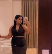 Zareen - puta in New Delhi